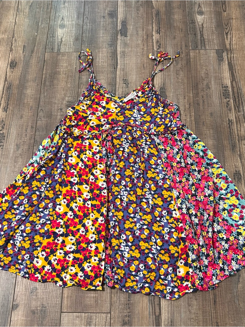 Patrons Of Peace Floral Sundress in Yellow, Pink & Purple Size S Small Twirl